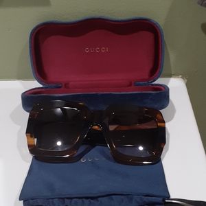 Real!!! Gucci sunglasses
